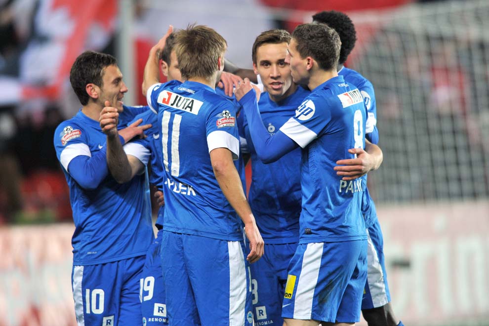 FC Slovan Liberec 2-3 SK Slavia Praha :: Resumos :: Vídeos 